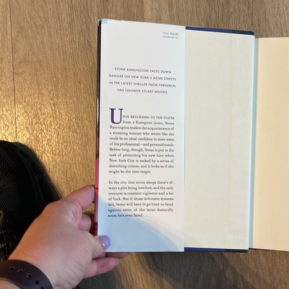 Stuart Woods Desperate Measures A Stone Barrington Novel - Picture 3 of 3